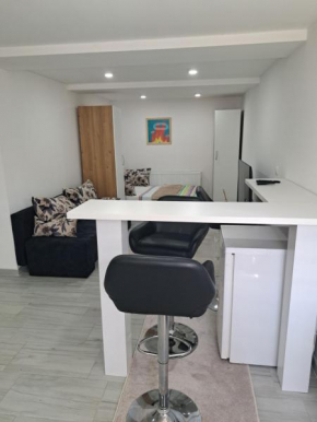 Apartman Avlija
